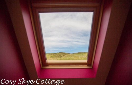 Glenhinnisdal Cottage | Isle of Skye - 3 bedroom 2 Bath room self-catering Cottage (11 miles to Portree)