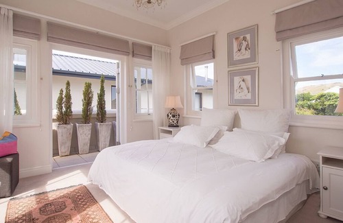 Knysna House | Isola Bella