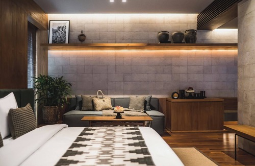 Petitenget Hotel | iSuite by Ekosistem