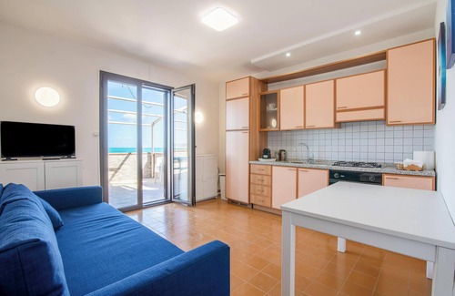 Costa Saracena-Castelluccio Apartment | Apartment "La terrazza sul Mare" with Sea View, Terrace & A/C