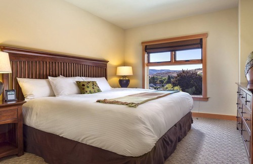 Chelan Resort | It is not a dream ... Yes it is this dreamy !