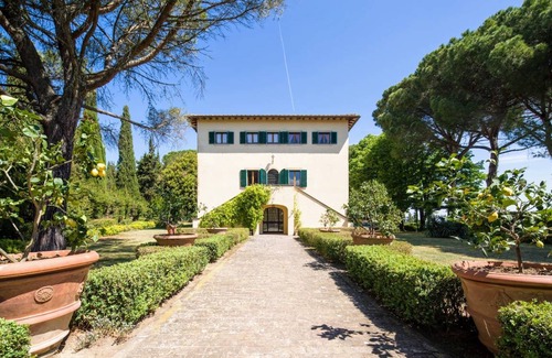 Montecatini Val di Cecina Villa | Villa ∙ 8 bedrooms ∙ 16 guests