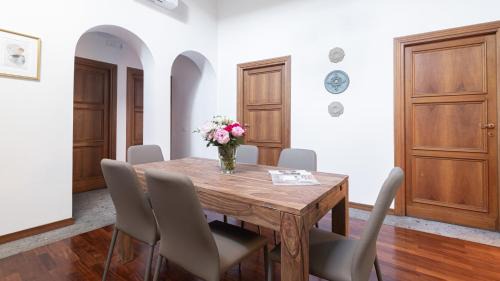 Rione III Colonna Apartment | Italianway - Barberini Elegantia Apartments Roma