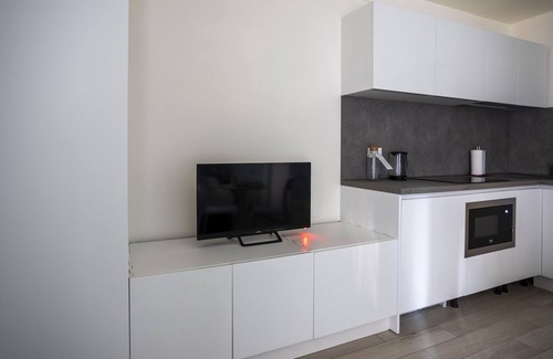 Magenta Apartment | Italianway - The B Village Business - 12