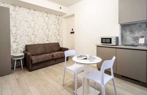 Magenta Apartment | Italianway - The B Village Business - 33