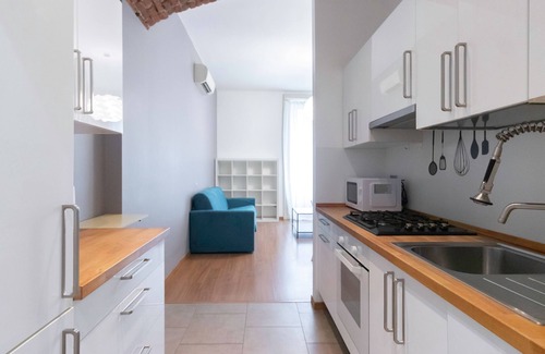Magenta Apartment | Italianway - The B Village Superior