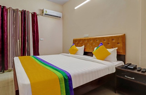 Mohali House | Itsy By Treebo - Divine Inn