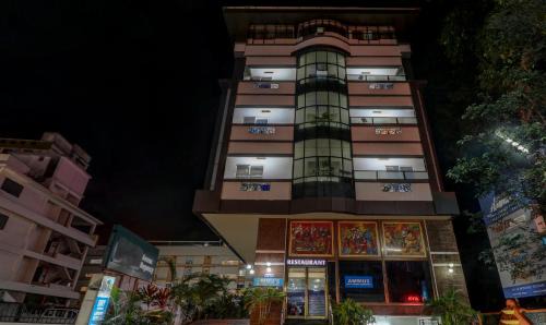 Thrissur Hotel | Itsy Hotels Ammu Regency