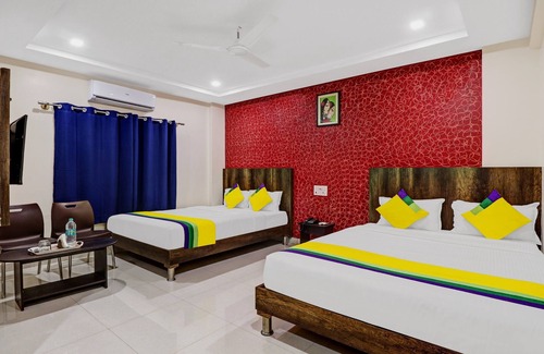 Chikkamagaluru Hotel | Itsy Hotels Harsha Comforts, 600 Mts From Coffee Museum