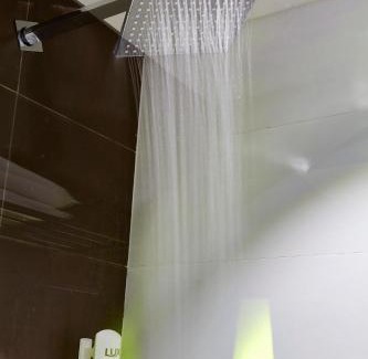 Minhang Hotel | IU Hotel Shanghai Dongchuan Road Metro Station