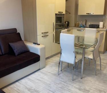 g.k. Vazhrazhdane Apartment | Iva Luxury Apartament