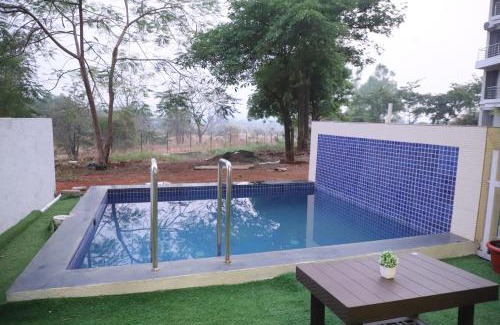 Karjat Apartment | Ivy Bliss Studio with Private Pool, B 10, Karjat