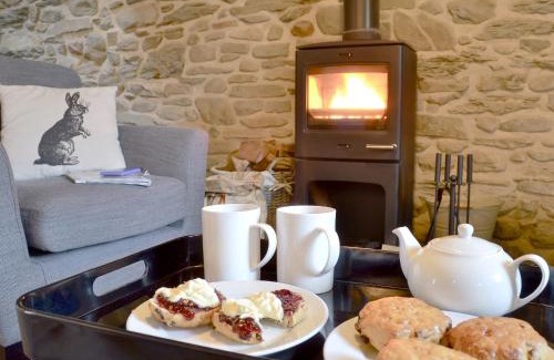 Llanddewi Brefi House | Ivy Bush Cottage