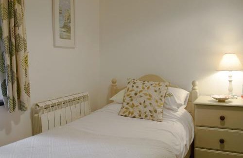 Llangeler House | Ivy Cottage