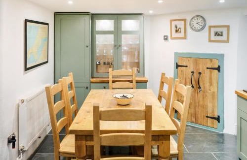Boscastle House | Ivy Cottage - Tq4