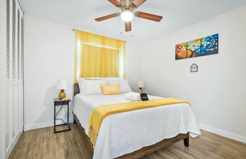 Melbourne House | Ixora6 Heated pool mins to beach airport USSSA