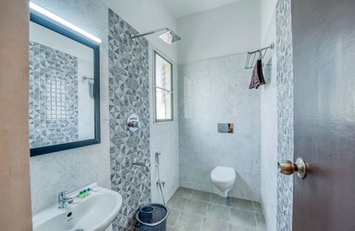Mudaliarpet Hotel | Iyla Apart Hotel