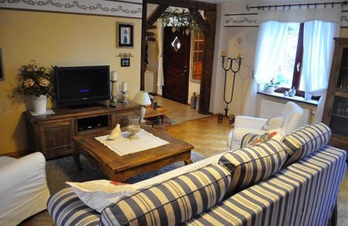 Zlocieniec Apartment | Izba Pod Kasztanem