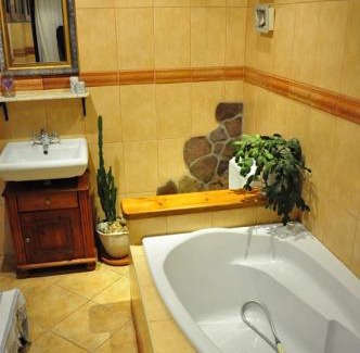 Zlocieniec Apartment | Izba Pod Kasztanem