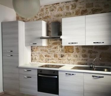 Serramazzoni House | IZZ1 Apartments - Loft Serramazzoni