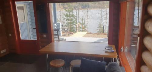 Jamsa Apartment | Järvenrantamökki Himoksella poreammeella