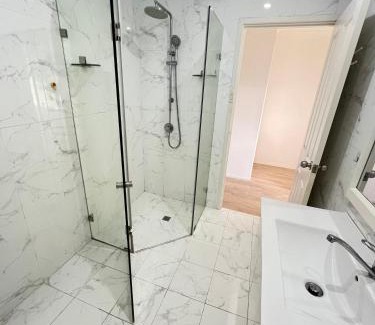 Baulkham Hills House | J Room
