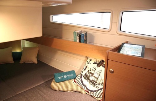 Wilkasy Boat Rental | Jacht motorowy Platinum 989 FLYbridge – 115 KM
