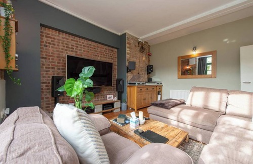 Mildmay Apartment | Jack's Place - Luxury Industrial Style 1 bed Flat