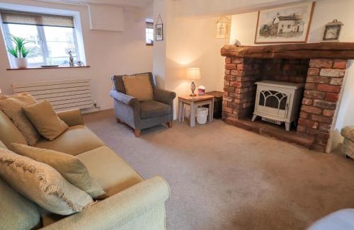 Threlkeld House | Jacky Garth Cottage