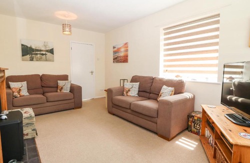 Rhosneigr House | Jacuma