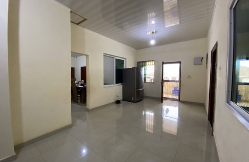 Nungua House | Jacuzzi Penthouse Suite