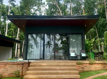 San Francisco Island Villa | Jako Doma Beachfront Cabana