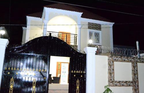 Serrekunda House | Janha Senegambia Villa rental 3 with free wifi