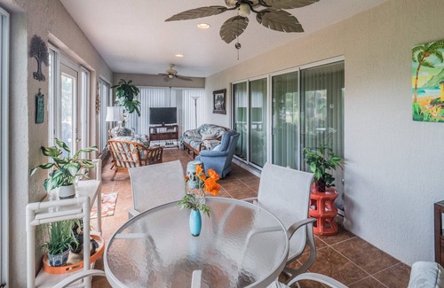 Virginia Trace House | January 2024 Available!! Only 2 Minutes to Lake Sumter Landing!