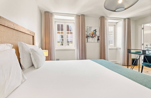 Lisbon Old Town Hotel | Jardim da Lapa by Shiadu