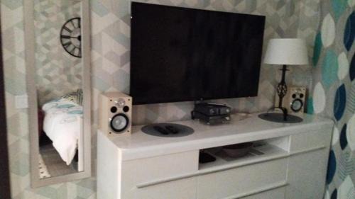 Concarneau Apartment | jardin apartement