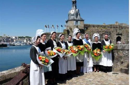 Concarneau Apartment | jardin apartement