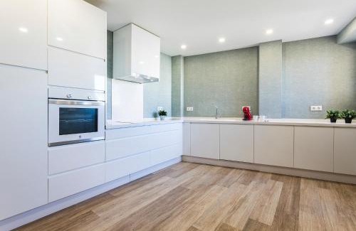 Fontanal-Maria Auxiliadora-Carretera de Carmona Apartment | Jardines Valle 3 rooms 2 baños