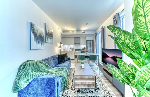 Garden District Apartment | Jarvis District Suites