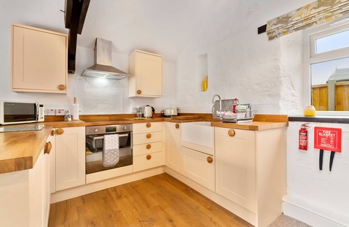 Paignton Cottage | Jasmine Cottage @ Old Mill Cottages