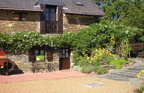 Masserac Cottage | Jasmine Cottage, South Brittany Cottage, free bikes, WiFi, near village