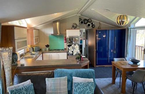 Morpeth House | Jasmine Lodge, 2 bedroom with hot tub - Felmoor Park
