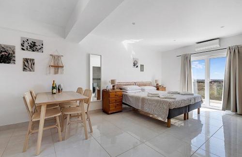 Portimao Apartment | Jasmine Suite