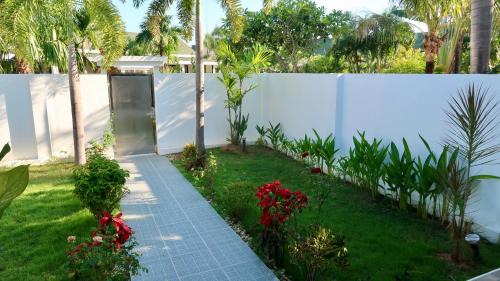 Rawai House | Jasmine Village