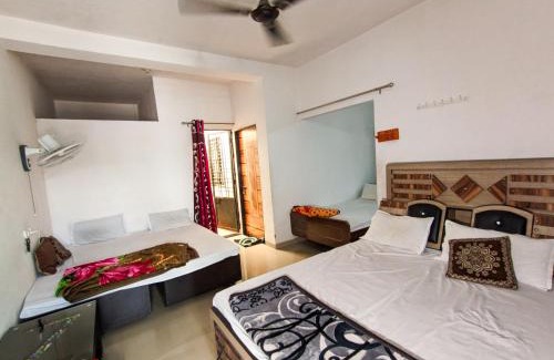 Rajpipla House | Jay Kuber Home stays