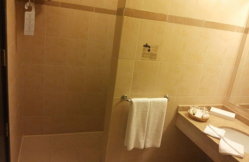 Al Mamsha El Seyahi Hotel | JAZ Neo Ivory