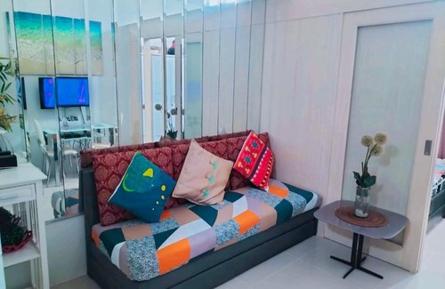 Valenzuela Apartment | Jazz Condominium Staycation