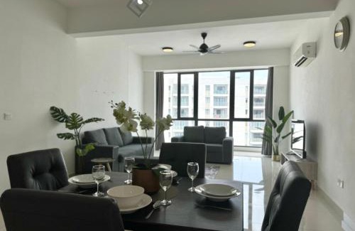 Seri Tanjung Pinang Apartment | Jazz Suites Seaview with Bathtub - 2901