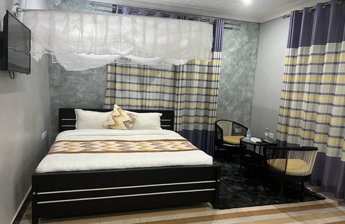 Kampala Hotel | JB suites and lounge