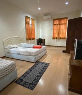 Kampung Telaga Batin House | JBK Villa Empire - Roomstay